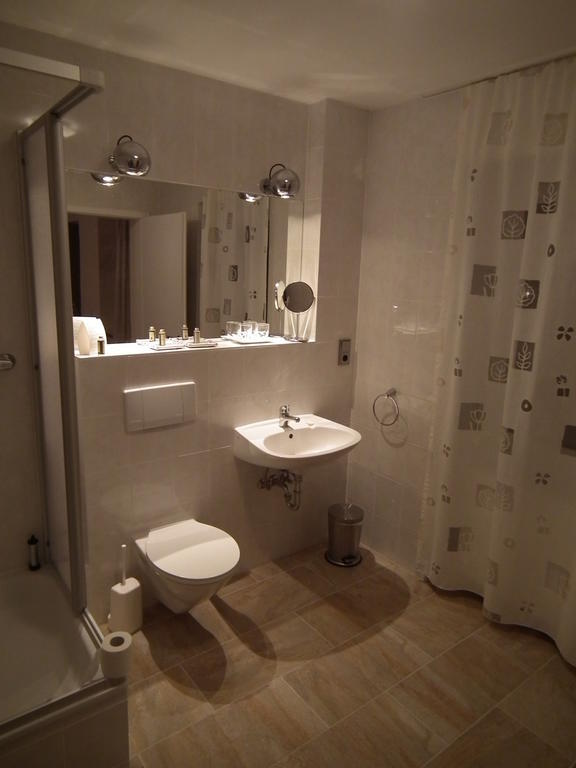 Hotel Café del Maar Schalkenmehren Habitación foto